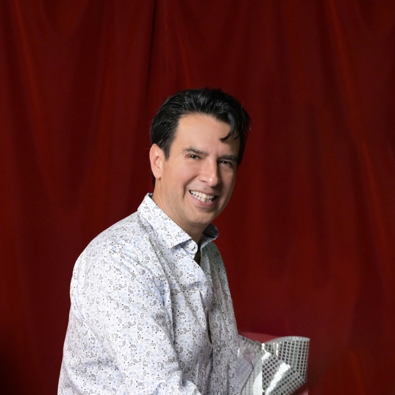 Ivan Mora Founder of Screaming Color